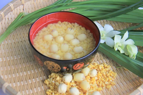 Chè hạt sen đậu xanh thanh mát, bổ dưỡng