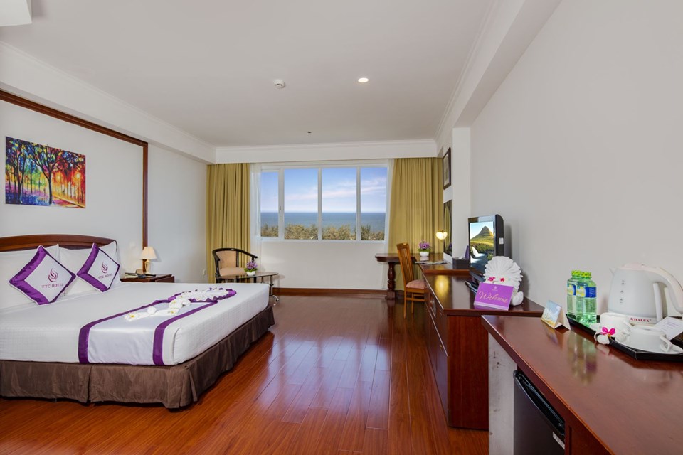 Phòng Deluxe Suite