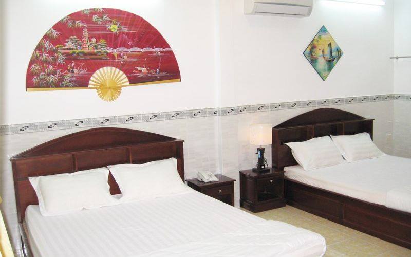 Phòng nghỉ khách sạn Huỳnh Lạc