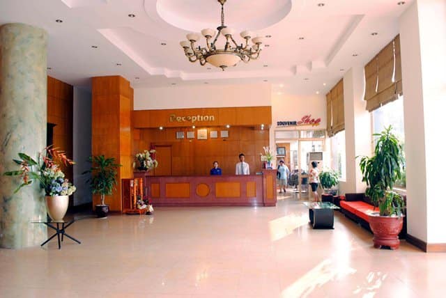 Khách sạn Vân Hải Hạ Long