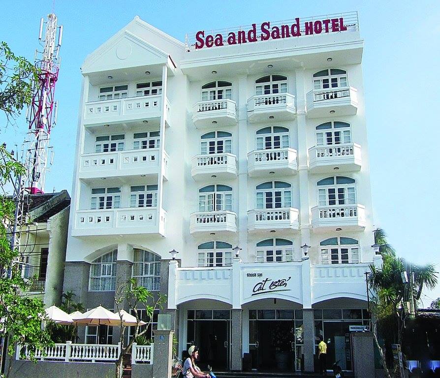 Khách sạn Sea and Sand