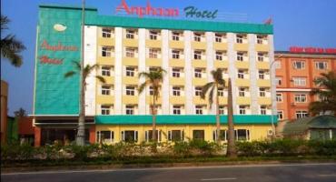 Khách sạn Anphaan Hotel